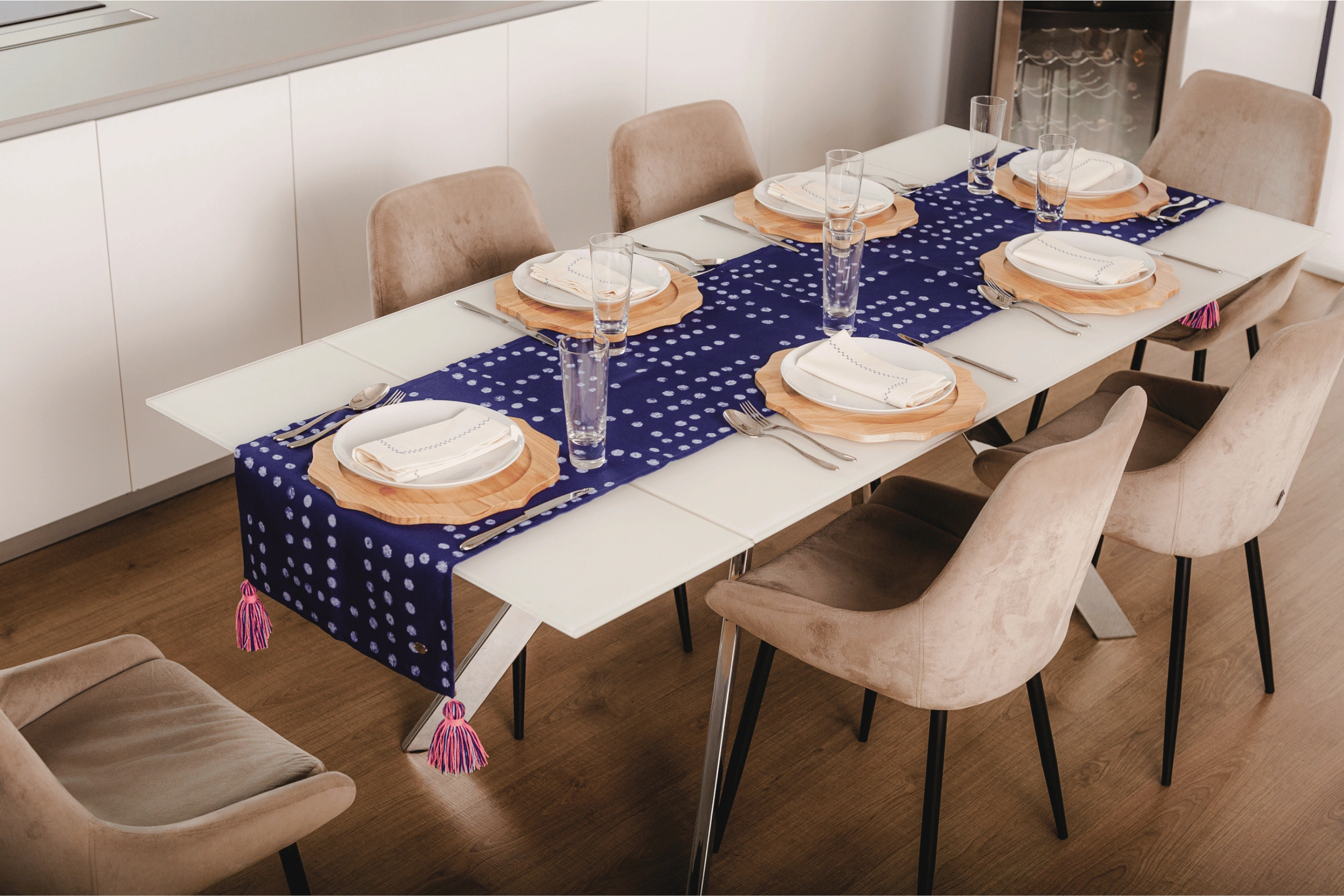 Camino De Mesa Estándar 1